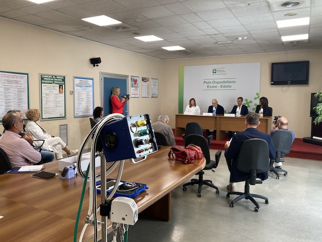 Nuovi macchinari per l’ambulatorio fisiatrico dell’ospedale di Esine grazie al Fondo Ospedali e Sanità di Vallecamonica